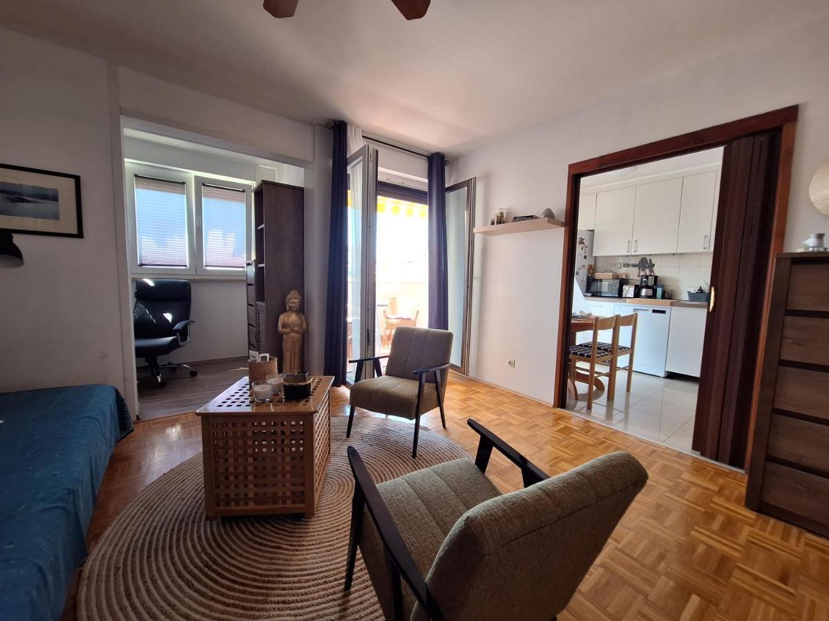 G&E Lägenhet Pula Exteriör bild
